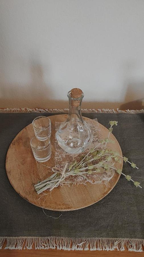 Amaltheia Studio Apartment Ioannina Luaran gambar